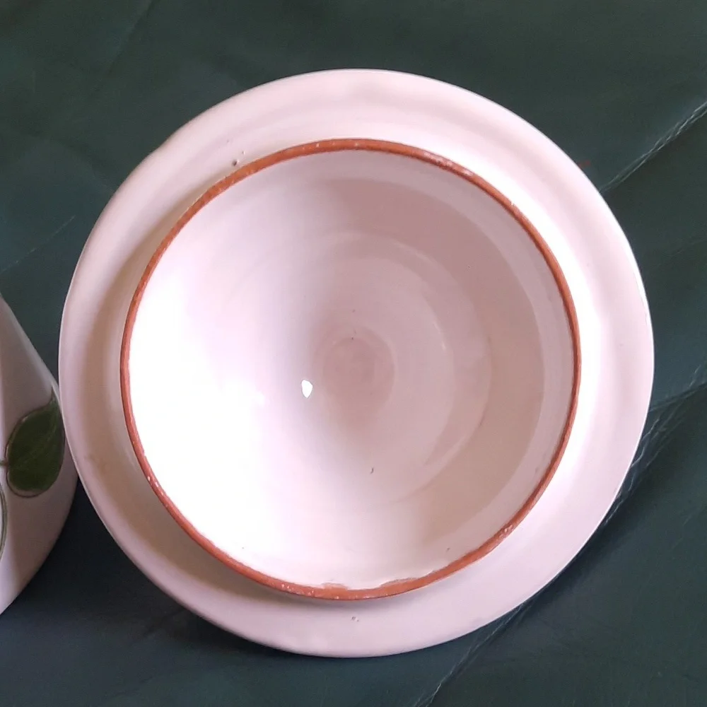 LAST CHANCE Handmade Glazed Lidded bowl/jar/canister numbered and made in Italy - Picture 5 of 6